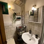 Apartment La Casa Nei Vicoli: In Centro A Due Passi Dal *