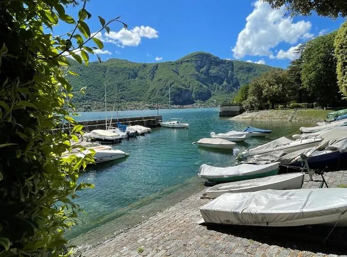 La Casa Nei Vicoli: In Centro A Due Passi Dal Apartment Mandello del Lario